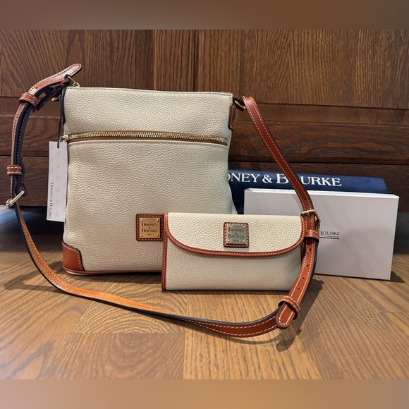 NWT Dooney and Bourke Pebble Grain Leather Crossbody Bag & Continental Clutch - Picture 1 of 13